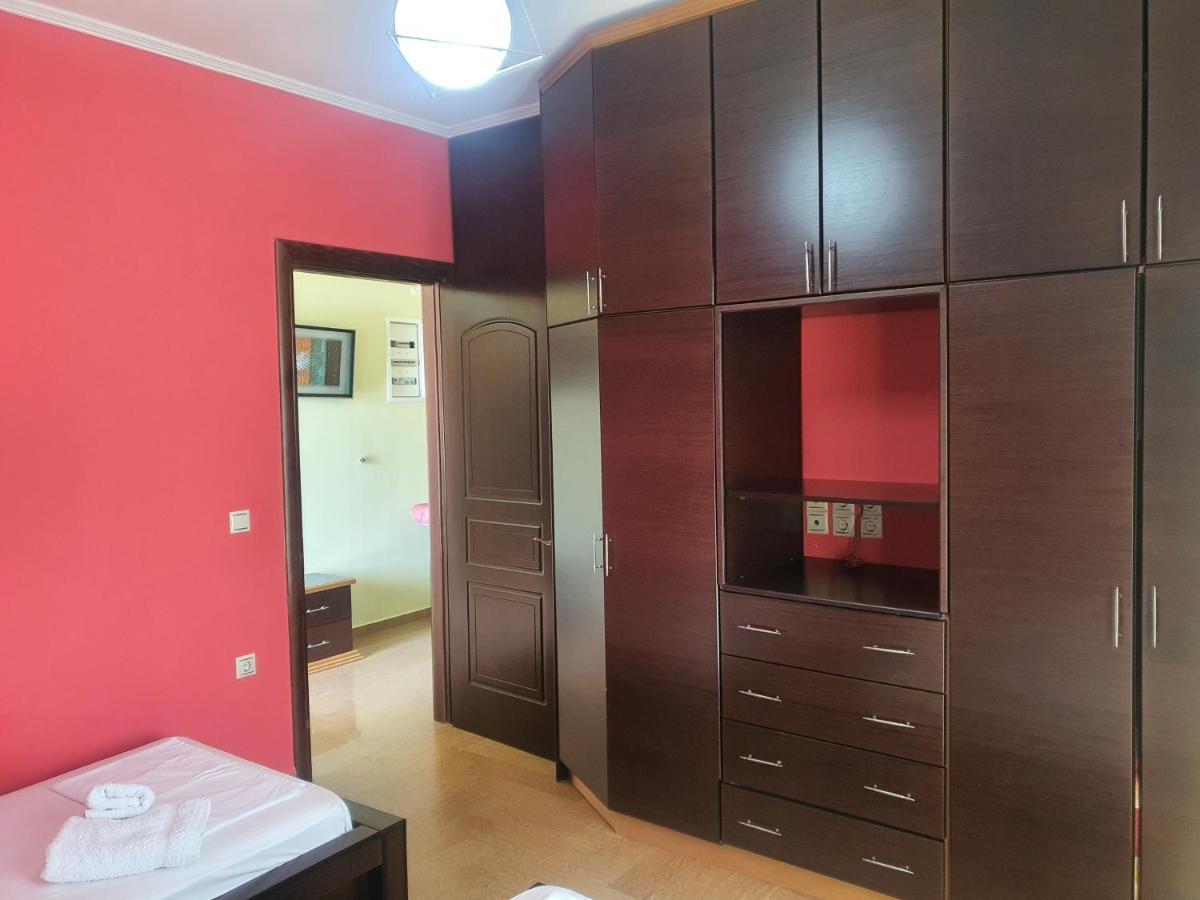 Mihal Suites ساراندا المظهر الخارجي الصورة