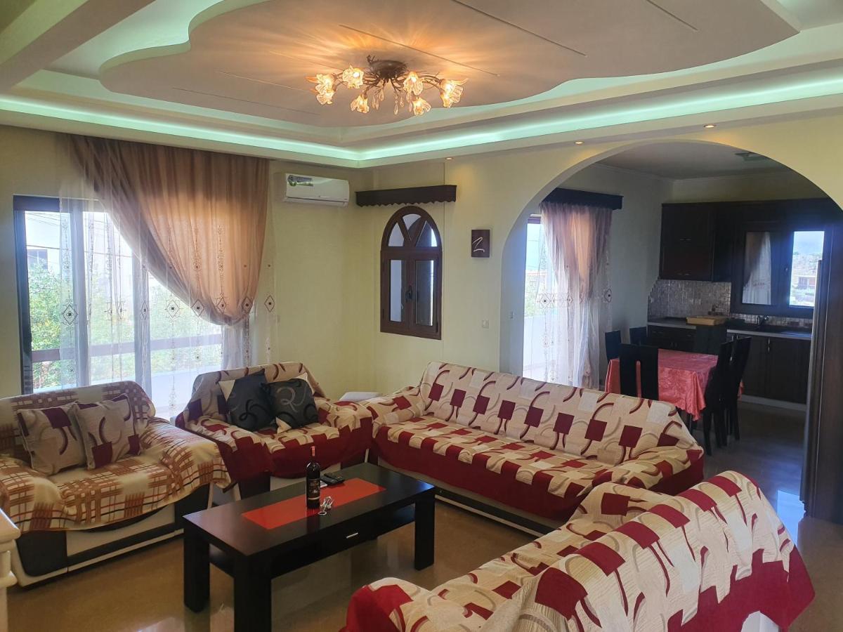 Mihal Suites ساراندا المظهر الخارجي الصورة